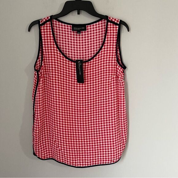 Jones New York Women’s Sleeveless Scoop Neck red and White Checkered Blouse 6 - Picture 1 of 3